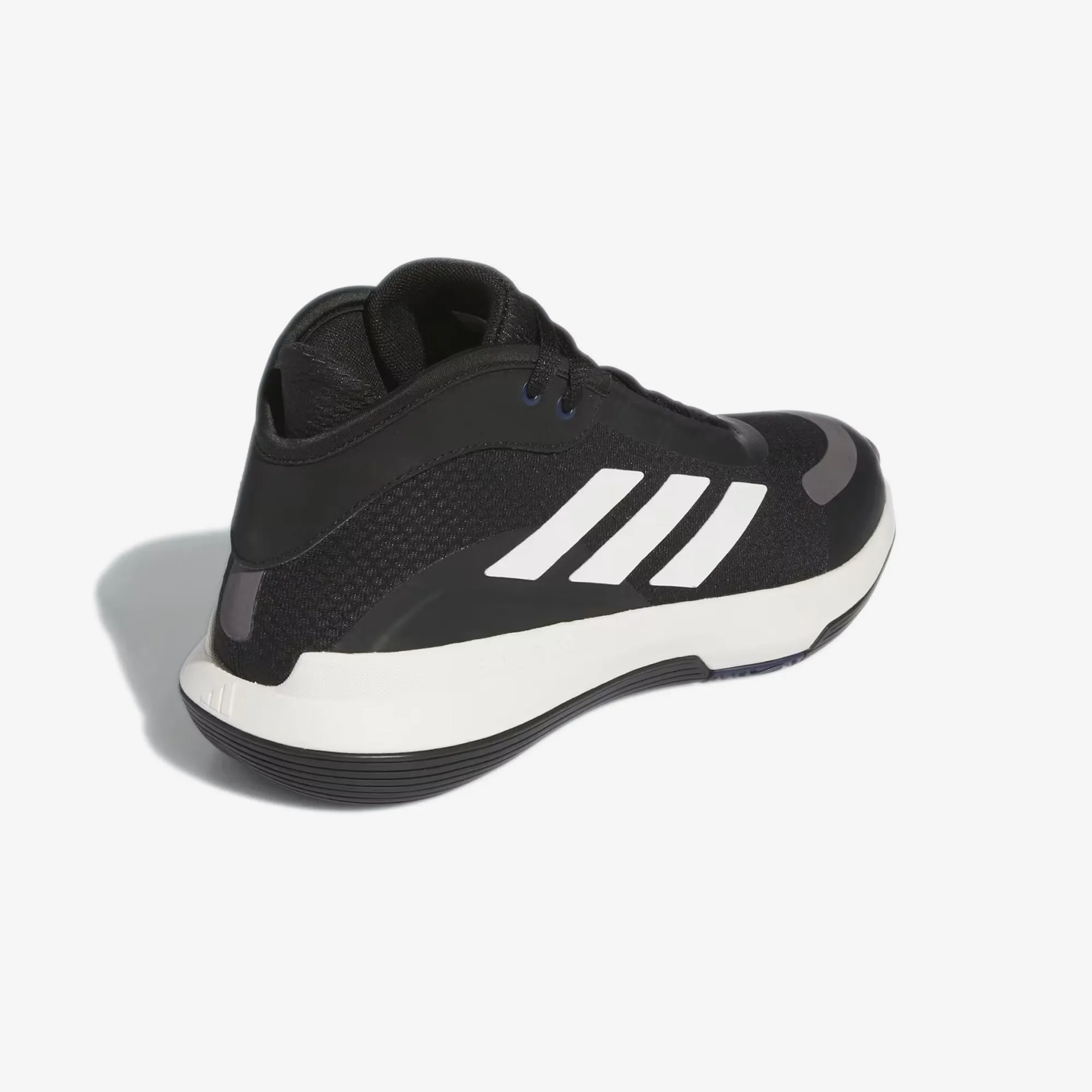 ADIDAS | BOUNCE LEGENDS LOW { CORE BLACK/WHITE