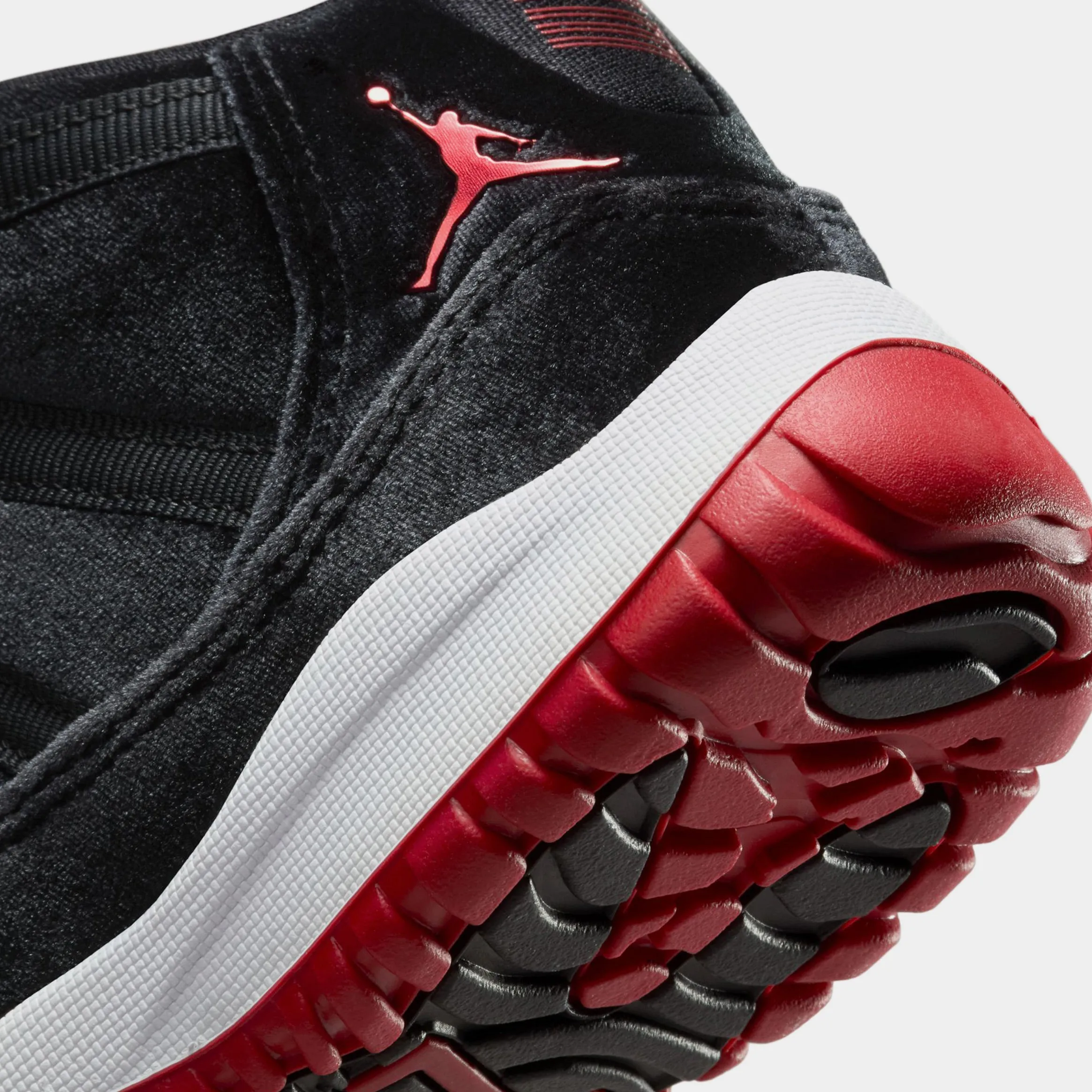 Air Jordan 11 Bred Velvet Preschool Lifestyle Shoes (Black/Gym Red/White)