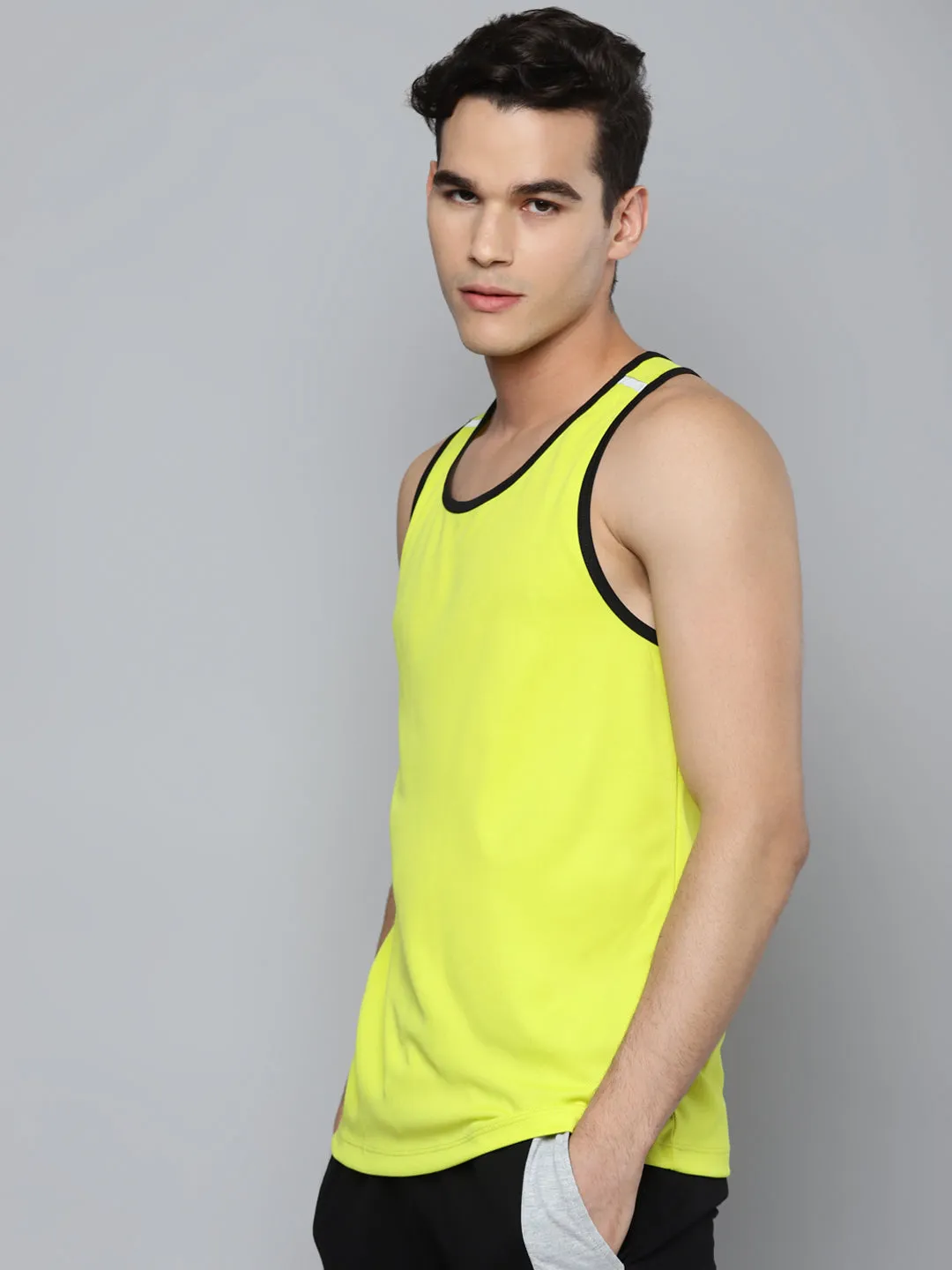 Alcis Men Yellow Slim Fit Training or Gym T-shirt