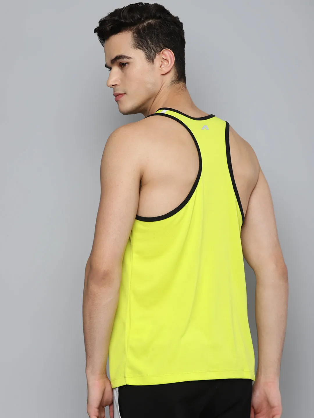 Alcis Men Yellow Slim Fit Training or Gym T-shirt