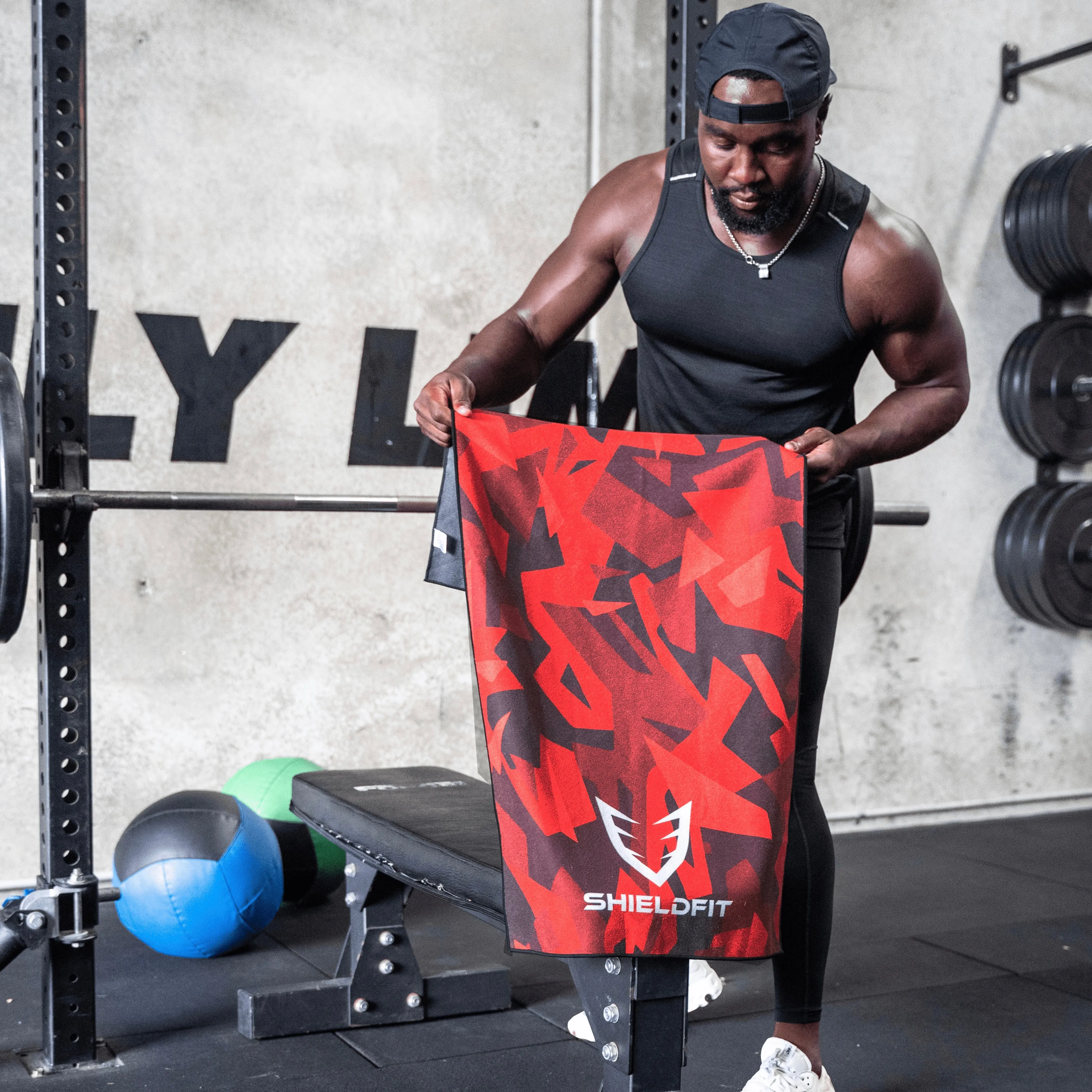 Antibacterial Gym Towel: Inferno Black