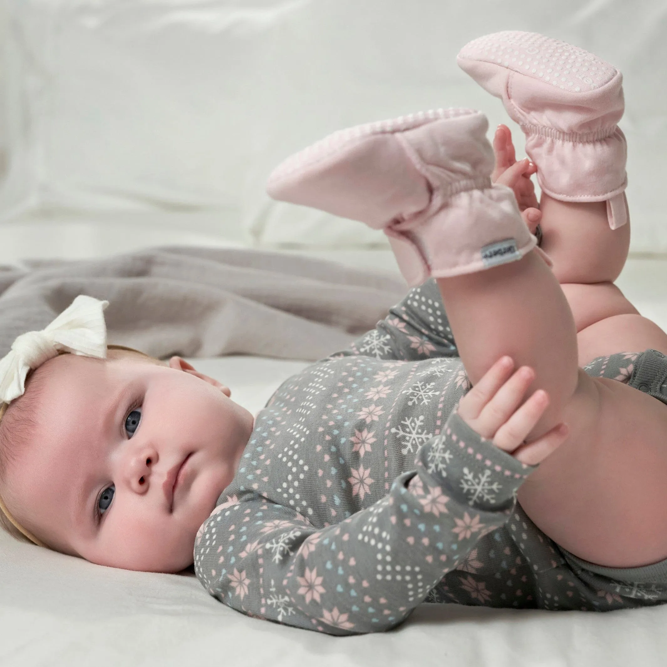 Baby Girls Pink Soft Booties