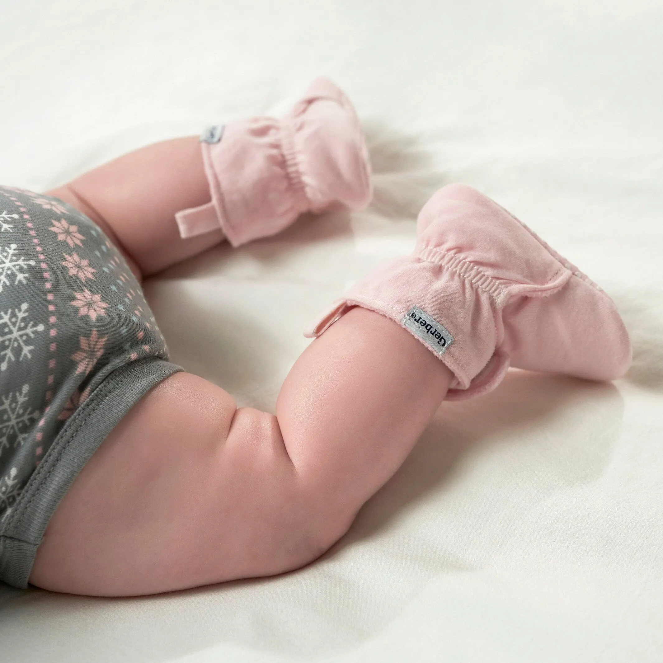 Baby Girls Pink Soft Booties