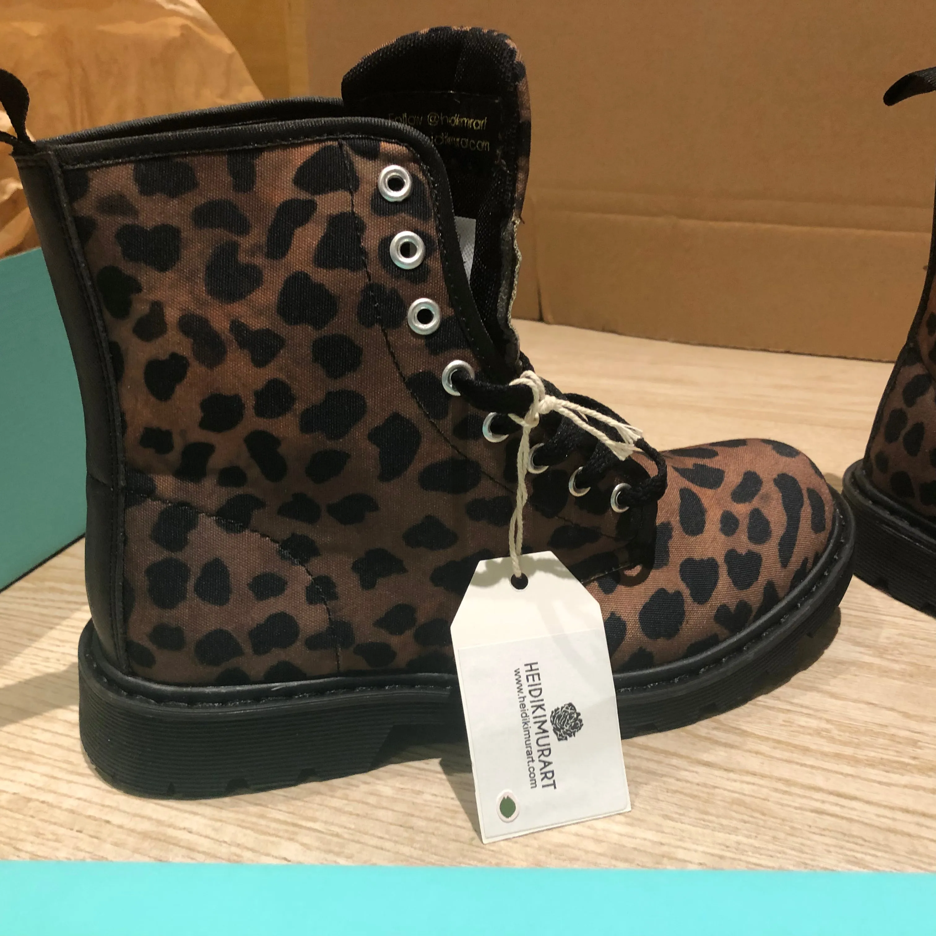 Brown Leopard Women's Boots, Animal Print Winter Laced-Up Canvas Hikers Boots For Ladies