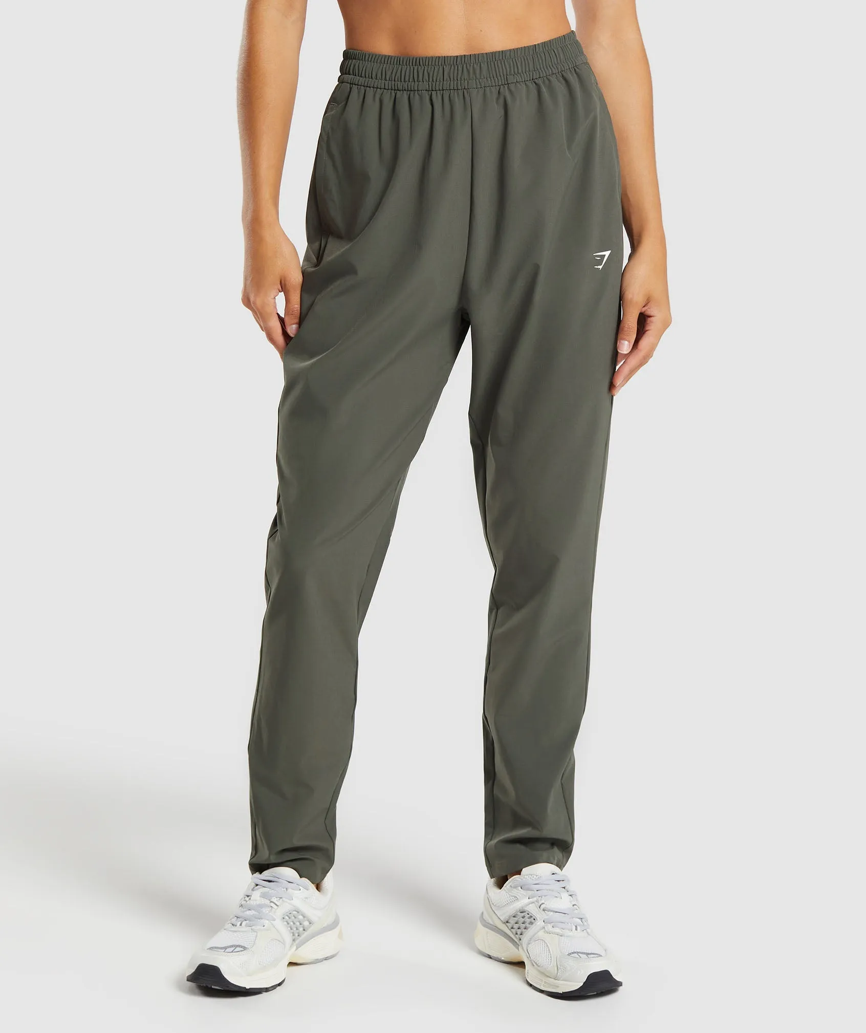 Gymshark Everyday Woven Pant - Strength Green