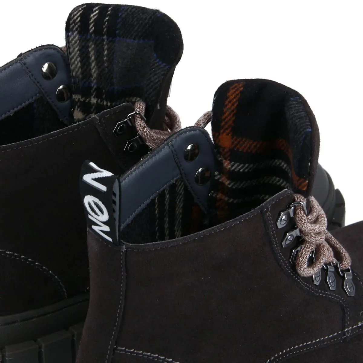 Kross Low Suede Smoke Boots