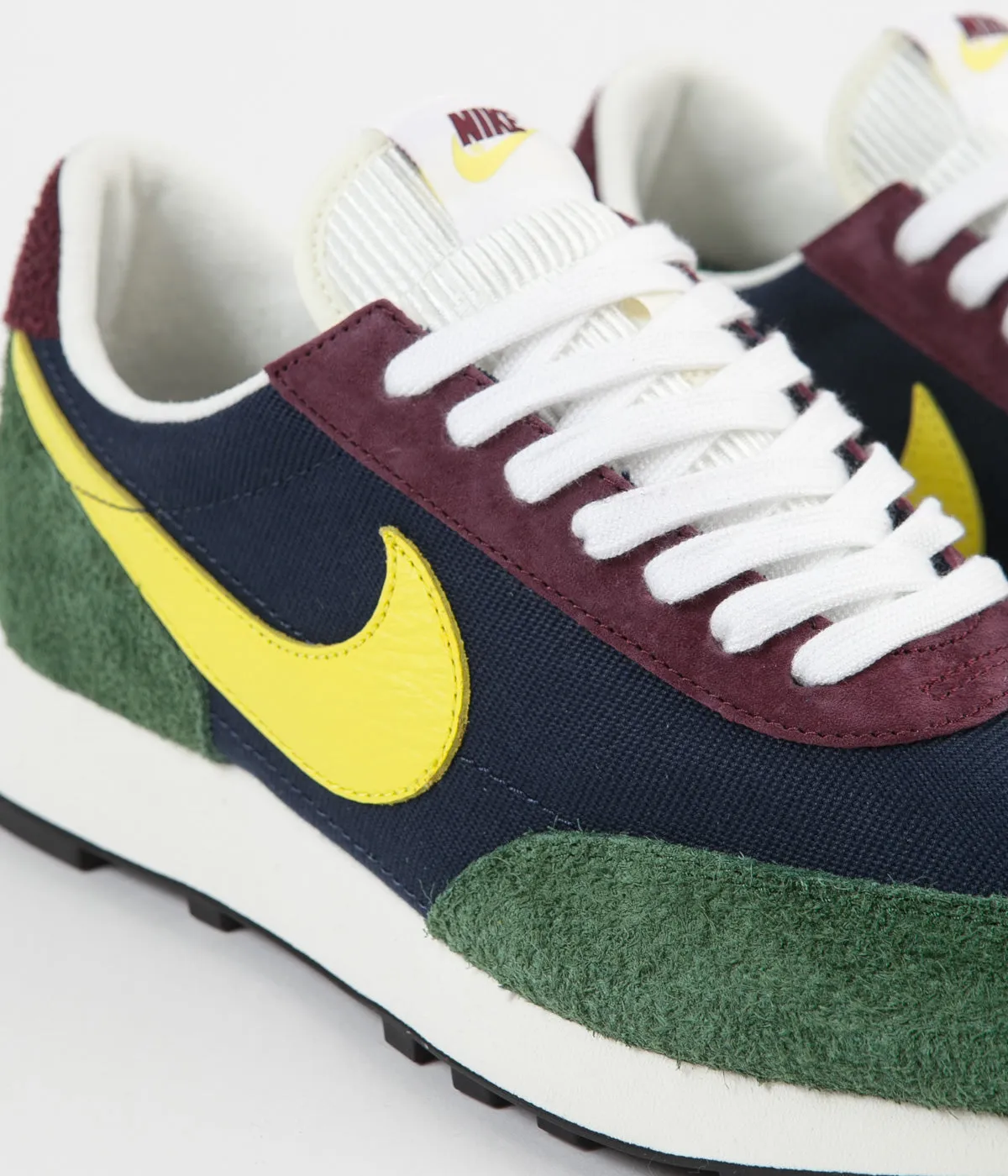 Nike Daybreak Shoes - Obsidian / Dynamic Yellow - Cosmic Bonsai