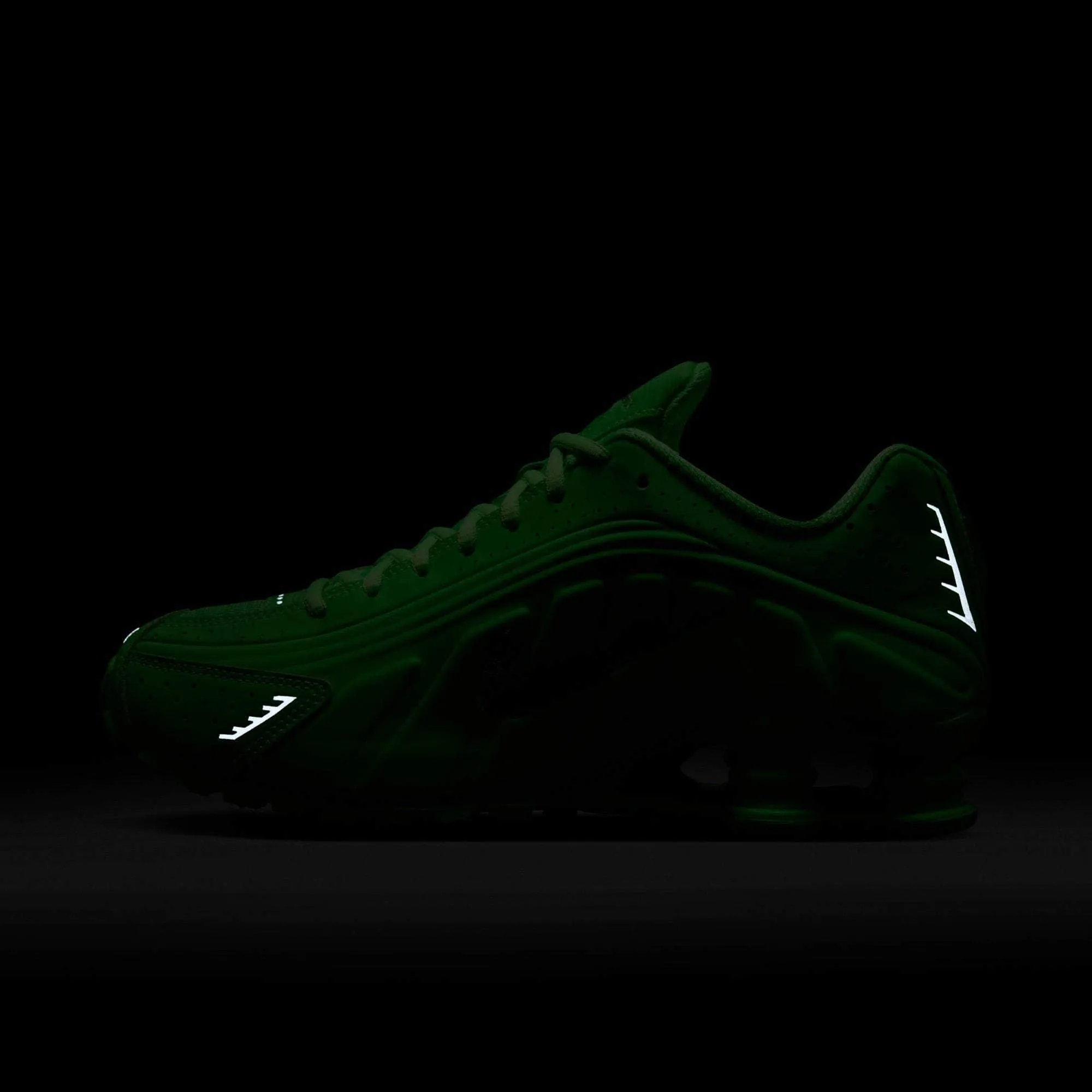 Nike Shox R4 "Green Strike" - Women's