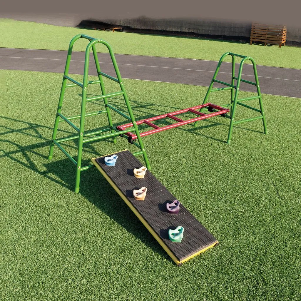 OUTDOOR GYM SET