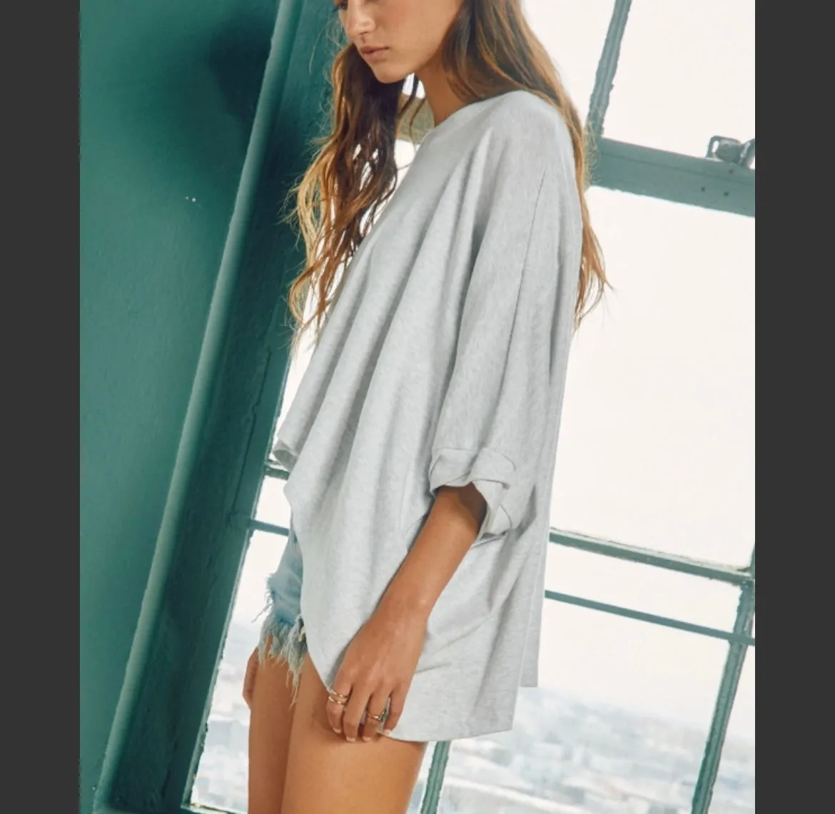 Oversized gray top