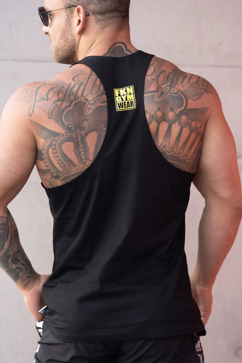 Shred Cuts | Men's Gym Stringer | Black