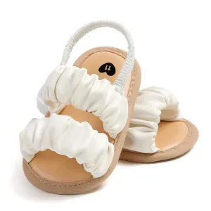 Soft soled cloud shaped sandals, suitable for newborns and girls - comfortable, non slip open toe design of walking shoes - very