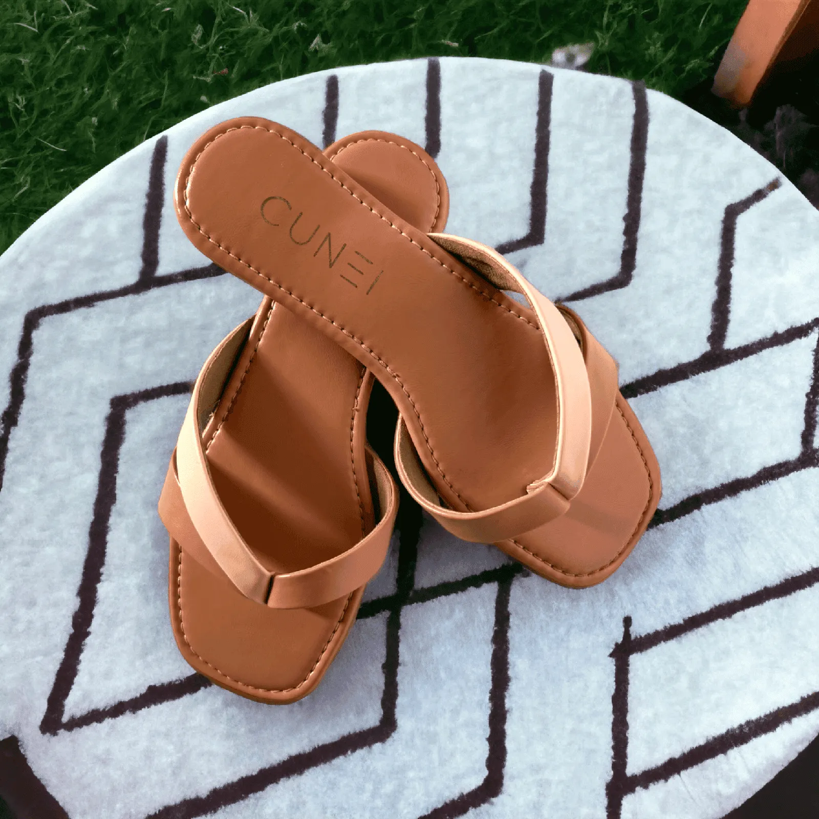 Tan Singularity Flats