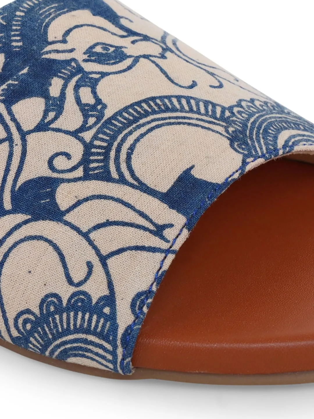 Tranditional Kalamkari Slip Ons