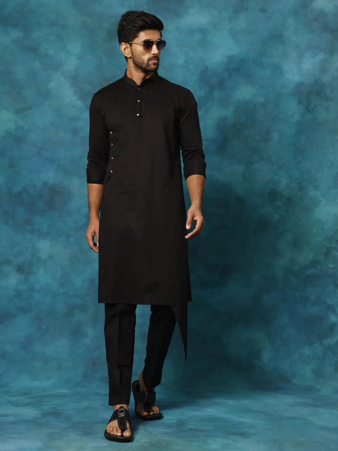 VASTRAMAY Black Cotton Satin Kurta Pyjama