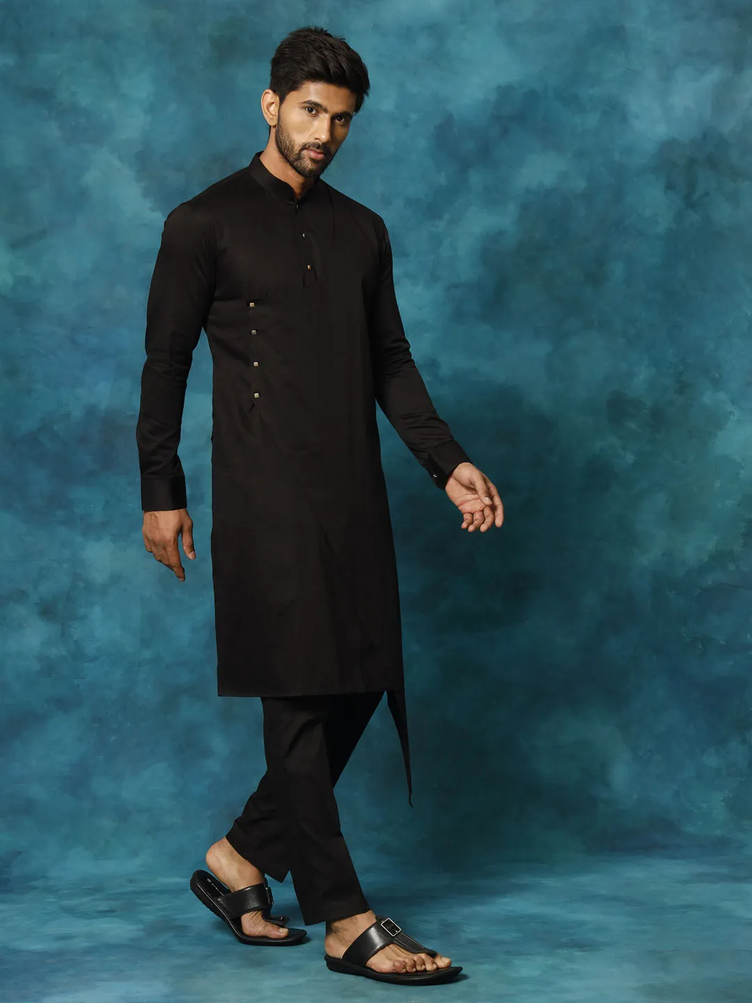 VASTRAMAY Black Cotton Satin Kurta Pyjama