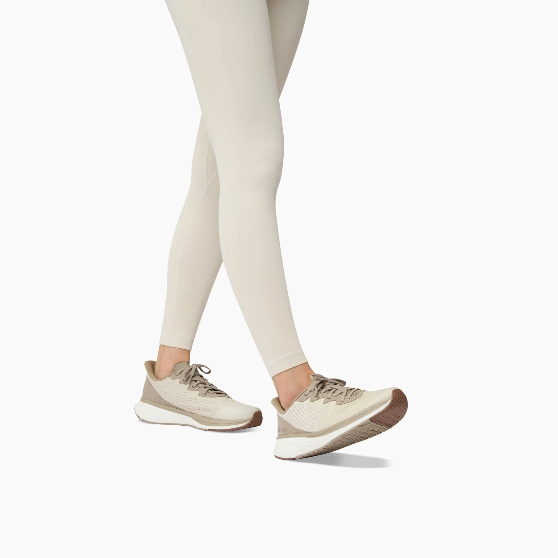 Women's Relay Trainer (Latte)